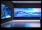 Görsel-işitsel sanat TV kurulumları ve duvara monte edilmiş ekranlar bir açıklama yapan